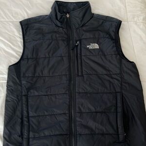 Men’s Large North Face vest